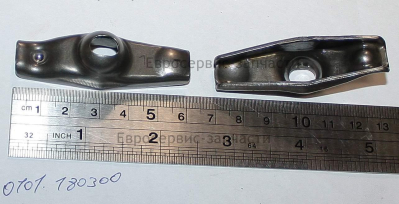 Коромысло клапана в сборе