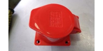 Розетка 3 фазы (380В/32А)